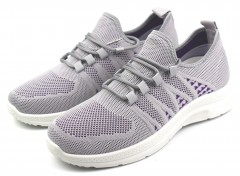 Кроссовки женские 