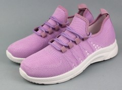 Кроссовки женские 