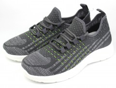 Кроссовки женские    