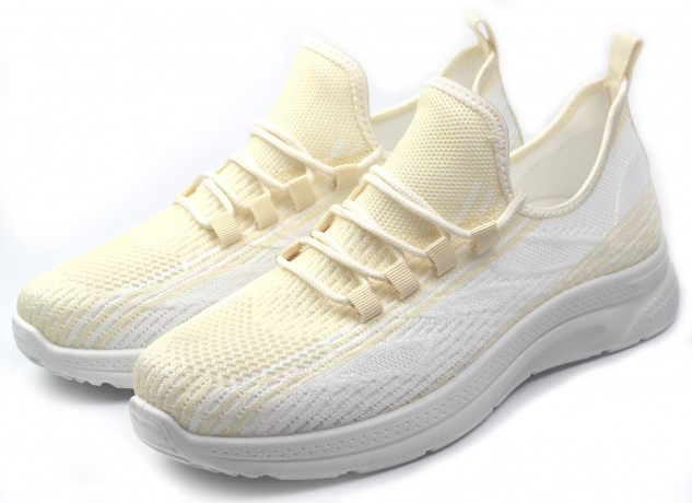 Кроссовки женские  