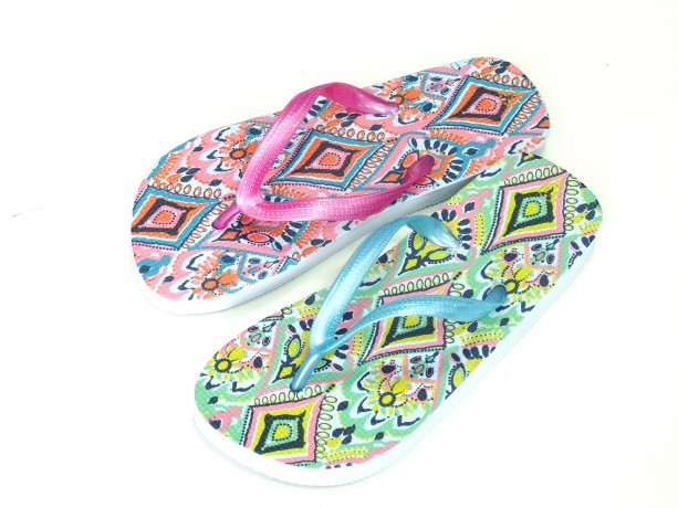 Сланцы для девочки