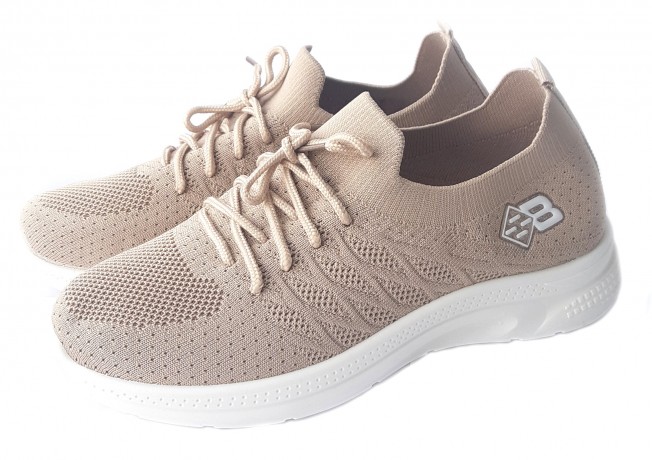 Кроссовки женские   