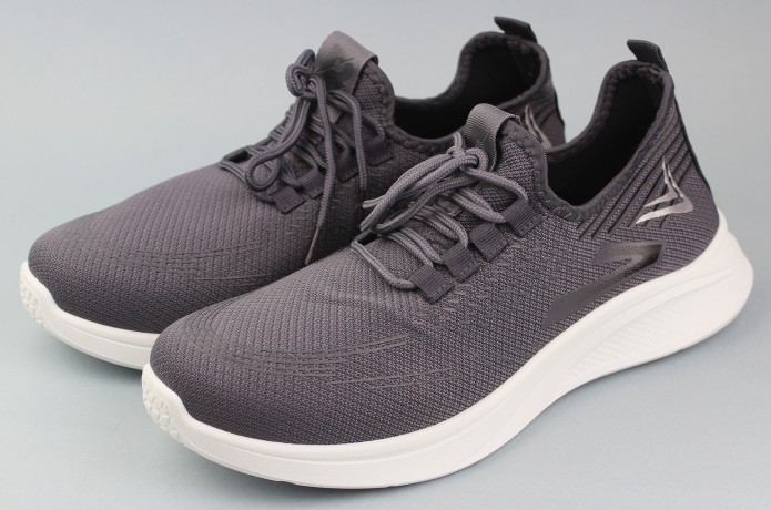 Кроссовки мужские 