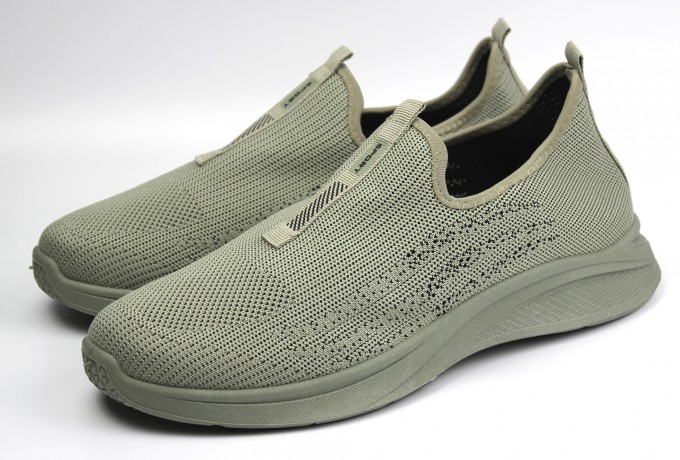 Кроссовки мужские  