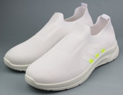 Кроссовки женские 