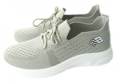 Кроссовки женские