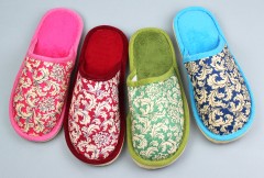 Тапочки  женские закрытые  