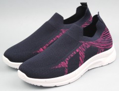 Кроссовки женские  