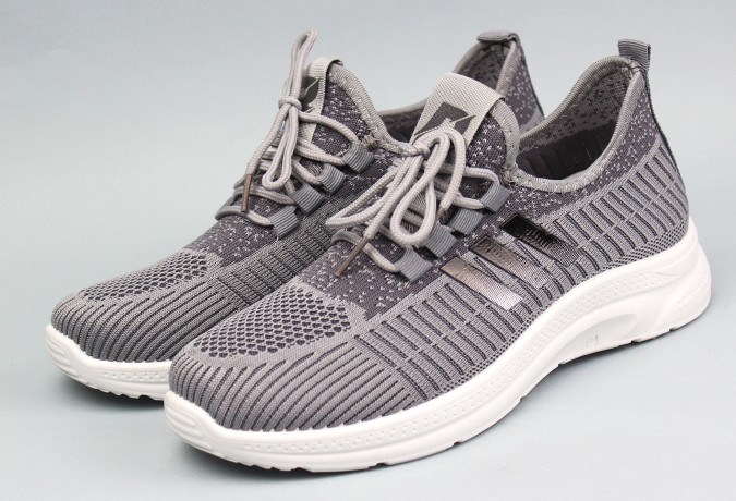 Кроссовки подростковые  