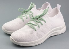 Кроссовки женские     