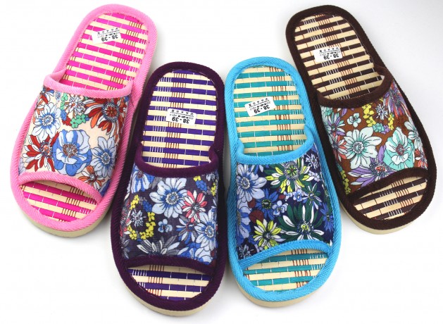 Тапочки женские открытые