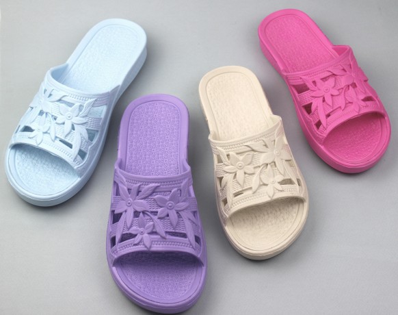 Сланцы женские 