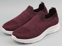 Кроссовки женские    