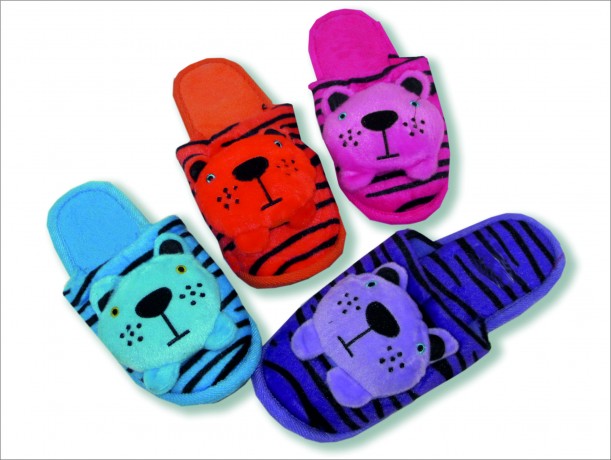 Тапочки-игрушки женские закрытые