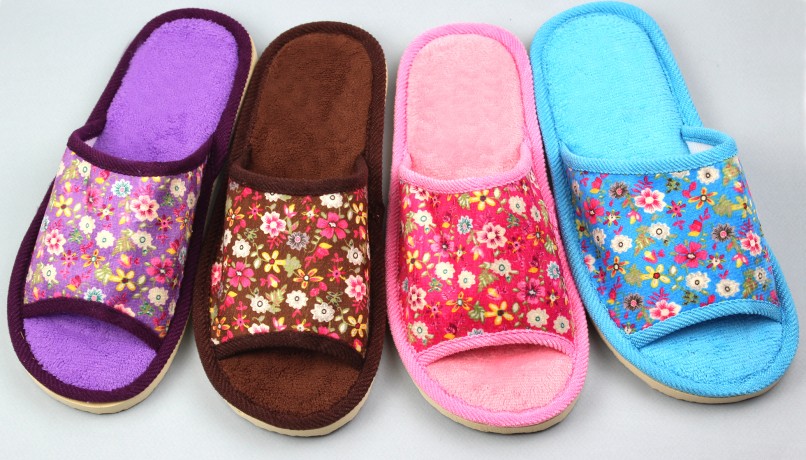 Тапочки женские открытые   