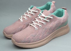 Кроссовки женские   