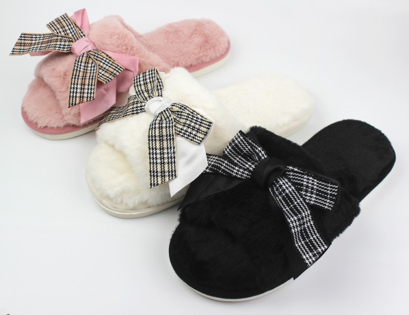 Тапочки   женские открытые 