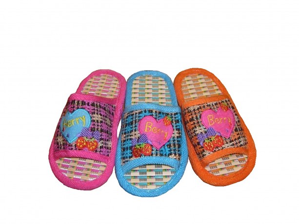 Тапочки открытые