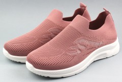 Кроссовки женские   