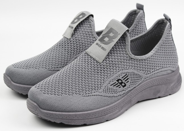 Кроссовки подростковые