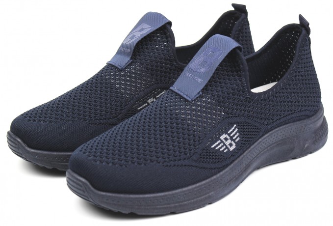 Кроссовки подростковые