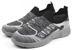 Кроссовки женские  