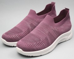 Кроссовки женские 