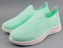 Кроссовки женские   