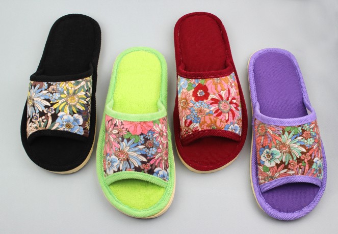 Тапочки женские открытые   