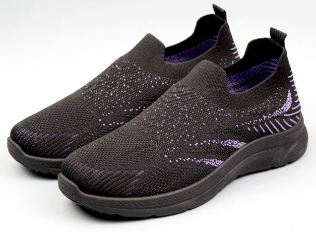 Кроссовки женские 