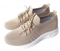 Кроссовки женские  