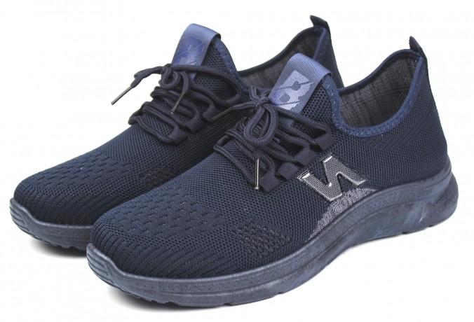 Кроссовки подростковые