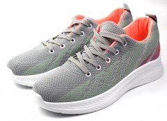 Кроссовки женские    