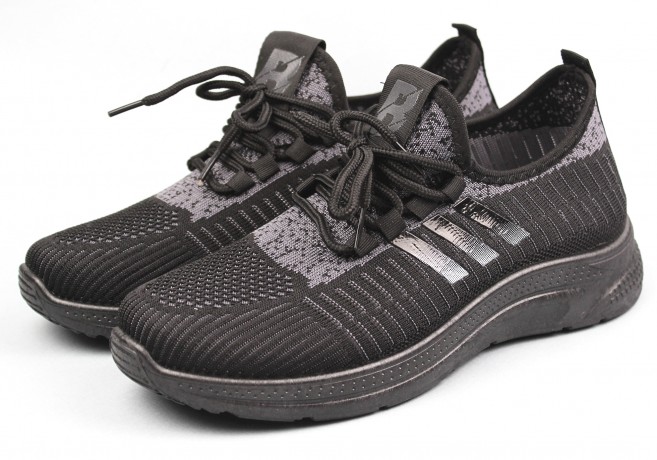 Кроссовки подростковые