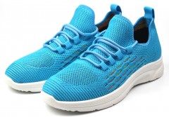 Кроссовки женские   