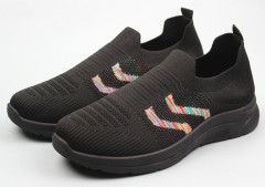 Кроссовки женские  