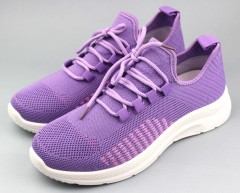 Кроссовки женские   