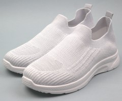 Кроссовки женские  