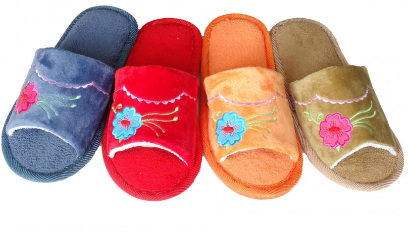 Тапочки женские открытые