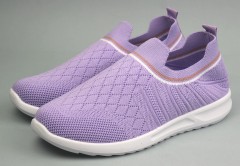 Кроссовки женские    