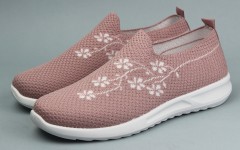 Кроссовки женские     