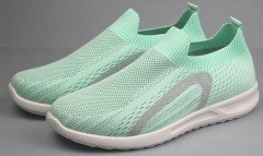 Кроссовки женские   