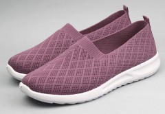 Кроссовки женские  