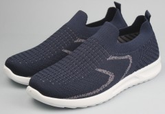 Кроссовки женские 