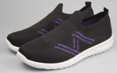 Кроссовки женские   