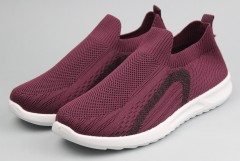 Кроссовки женские   