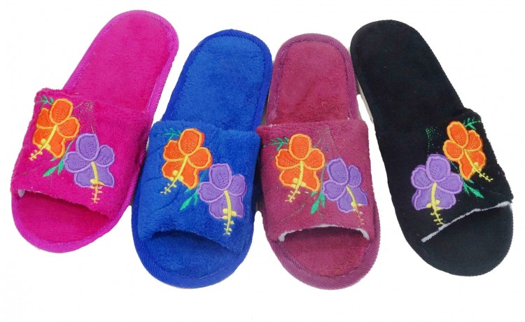 Тапочки женские открытые